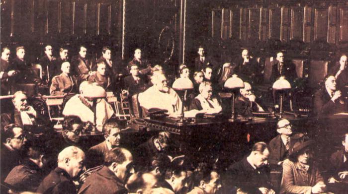 Magistrats pendant le proces de Petain